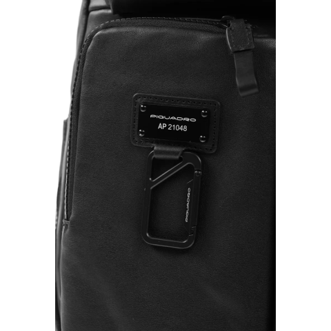 Рюкзак для ноутбука Piquadro Computer backpack 15" Black (CA3349AP/N)_0