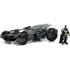 Коллекционная модель с фигуркой Jada Toys Metals Die-Cast Justice League Batmobile & Batman