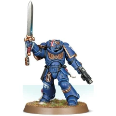 Миниатюра Games Workshop WH40K: Space Marines Primaris Lieutenant with Power Sword (2020)